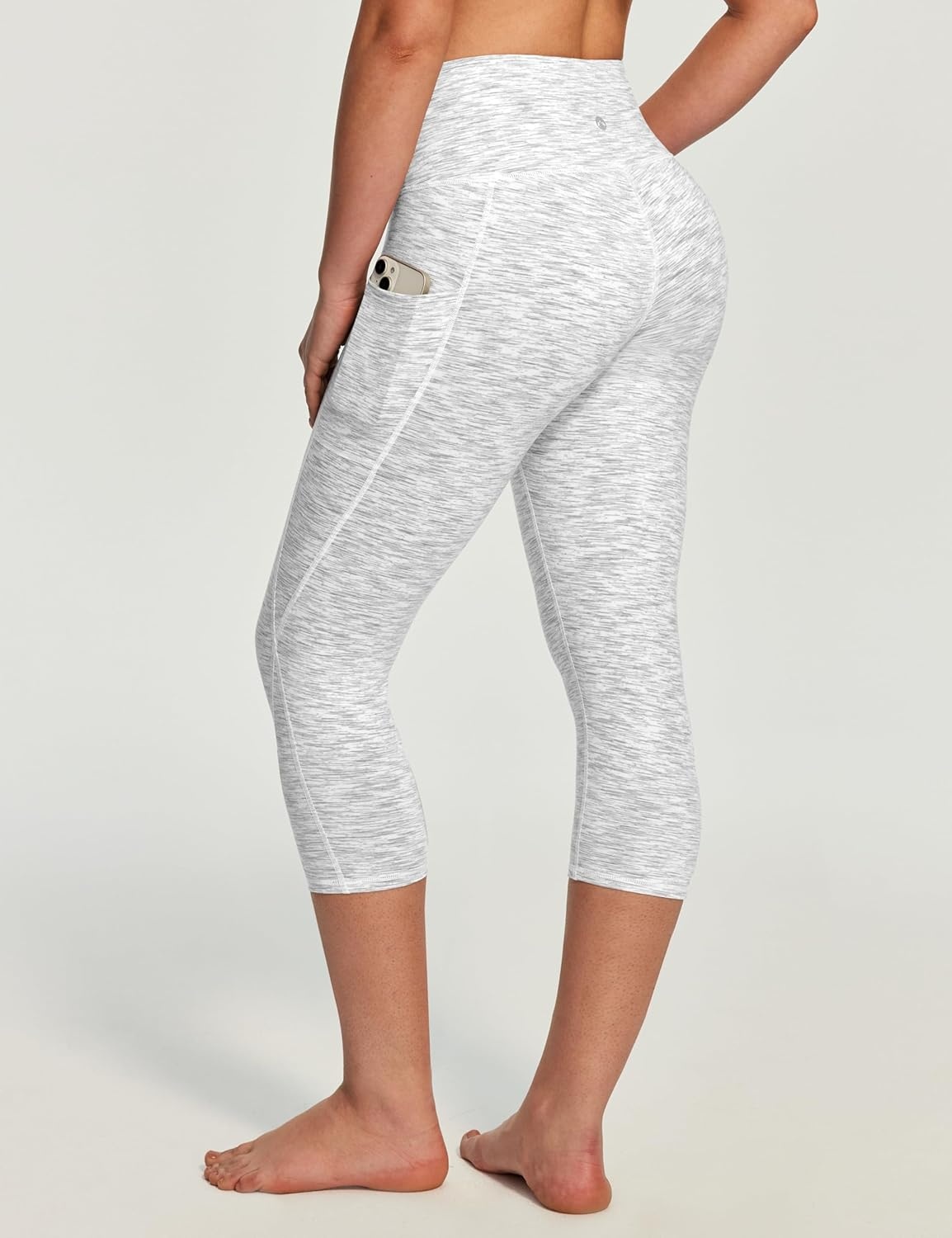 image:imageHeathyoga Capri Leggings for Women High Waisted Capri Leggings with Pockets for Women Tummy Control Yoga Pants WomenFlow White
